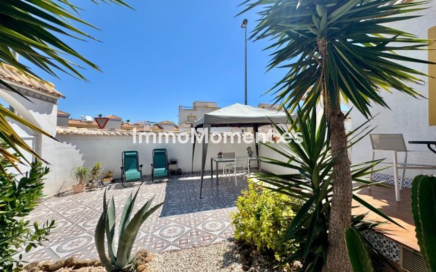 Wiederverkauf - Freistehende Villa - Orihuela - Los Altos