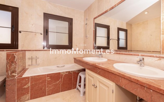 Wiederverkauf - Wohnung - Estepona  - New Golden Mile