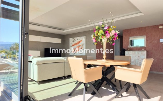 Resale - Apartment - Estepona - Cancelada
