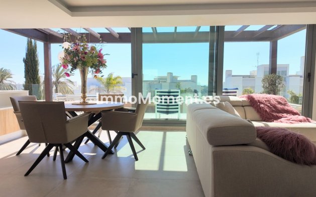Resale - Apartment - Estepona - Cancelada