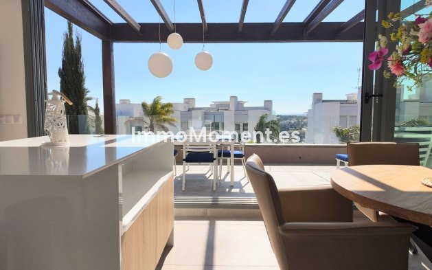 Resale - Apartment - Estepona - Cancelada