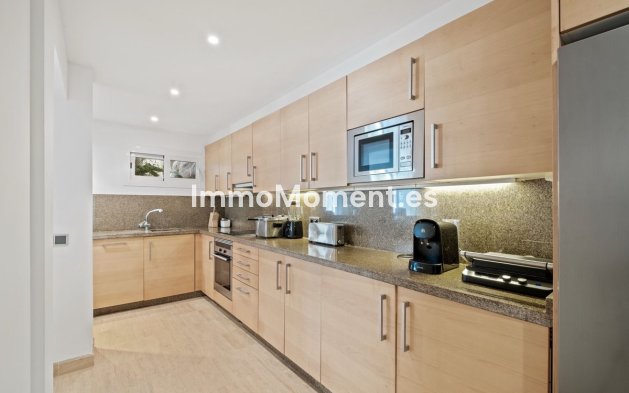 Resale - Apartment - Marbella - Marbella Centro