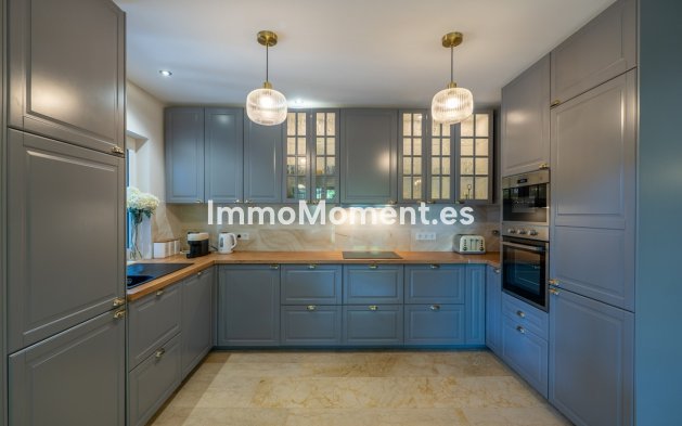Resale - Detached villa - Marbella - Marbesa