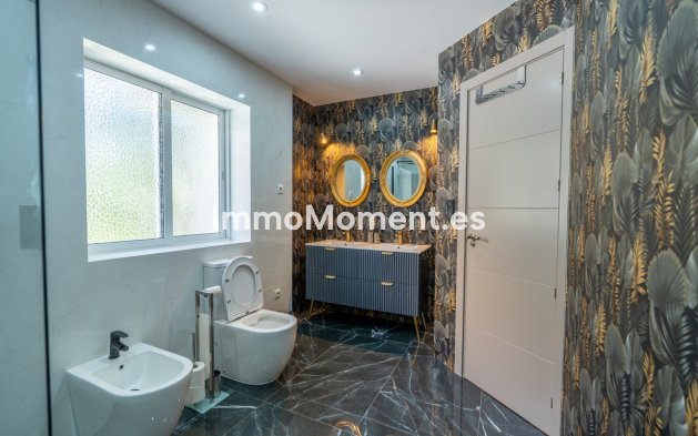 Resale - Detached villa - Marbella - Marbesa