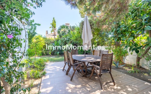 Resale - Detached villa - Marbella - Marbesa