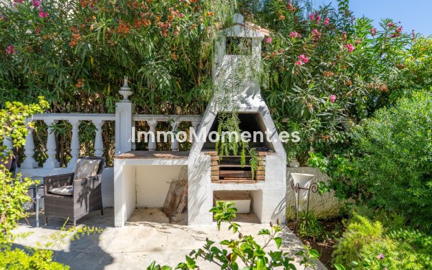 Resale - Detached villa - Marbella - Marbesa