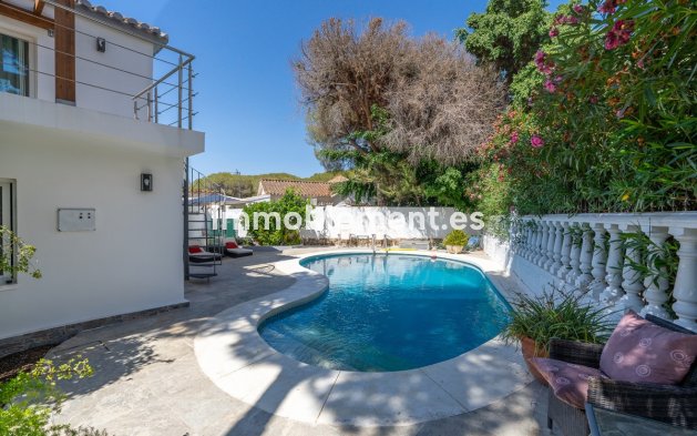 Resale - Detached villa - Marbella - Marbesa