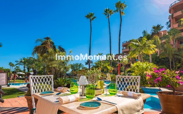 Resale - Apartment - Estepona - Estepona Centro