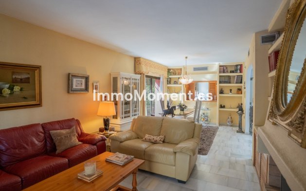 Wiederverkauf - Freistehende Villa - Marbella - Marbella Centro