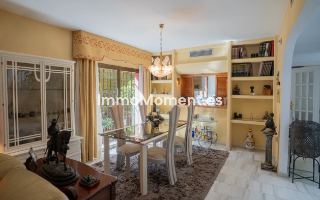 Wiederverkauf - Freistehende Villa - Marbella - Marbella Centro