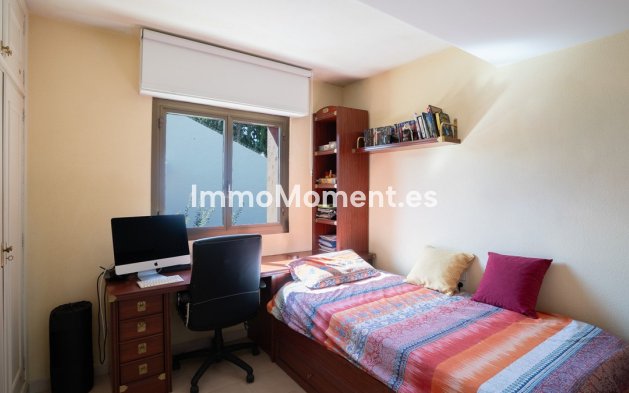 Wiederverkauf - Freistehende Villa - Marbella - Marbella Centro