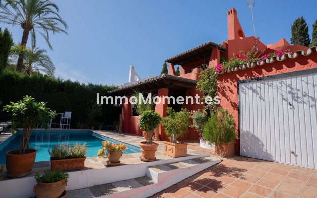 Wiederverkauf - Freistehende Villa - Marbella - Marbella Centro