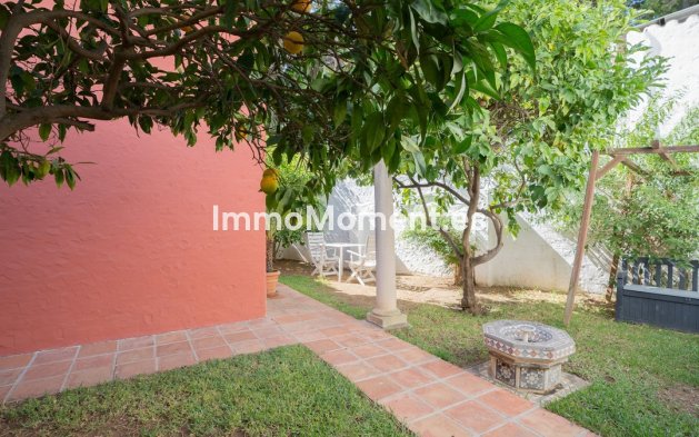 Wiederverkauf - Freistehende Villa - Marbella - Marbella Centro