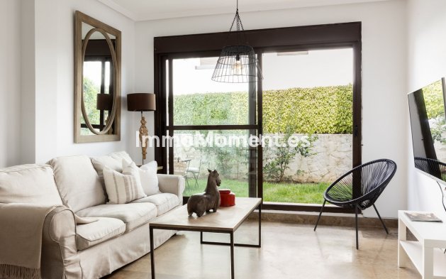Reventa - Apartamento - Estepona  - Estepona Centro