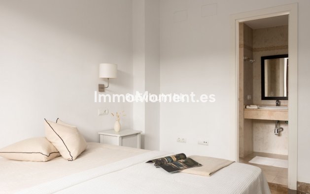 Reventa - Apartamento - Estepona  - Estepona Centro