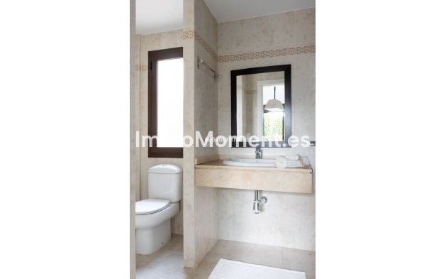 Reventa - Apartamento - Estepona  - Estepona Centro