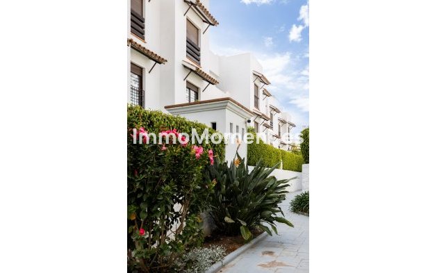 Reventa - Apartamento - Estepona  - Estepona Centro