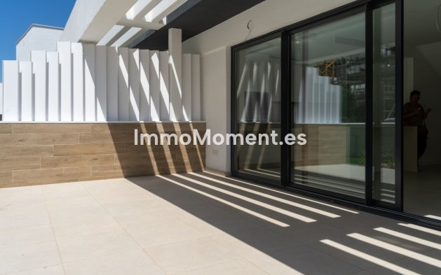 Resale - Detached villa - Estepona - Atalaya
