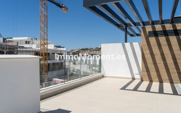 Resale - Detached villa - Estepona - Atalaya