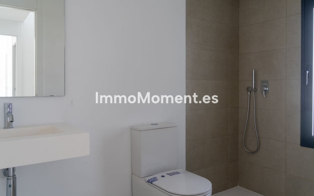 Resale - Detached villa - Estepona - Atalaya