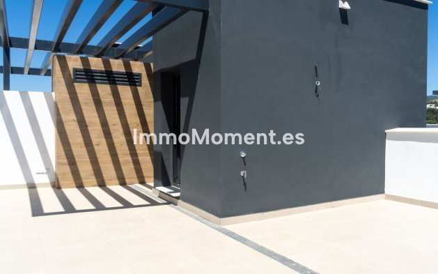 Resale - Detached villa - Estepona - Atalaya