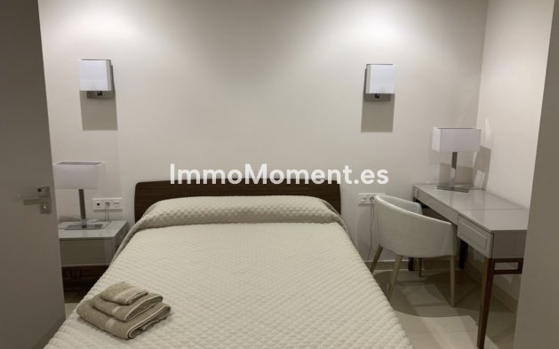 Wiederverkauf - Wohnung - Marbella - Puerto Banús