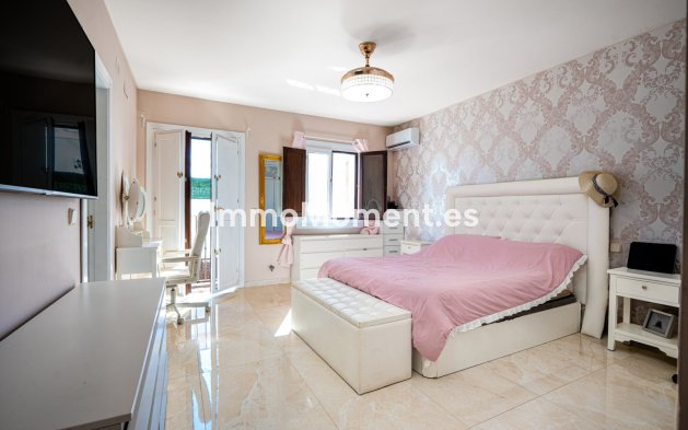 Revente - Maison mitoyenne - Estepona  - Estepona Centro