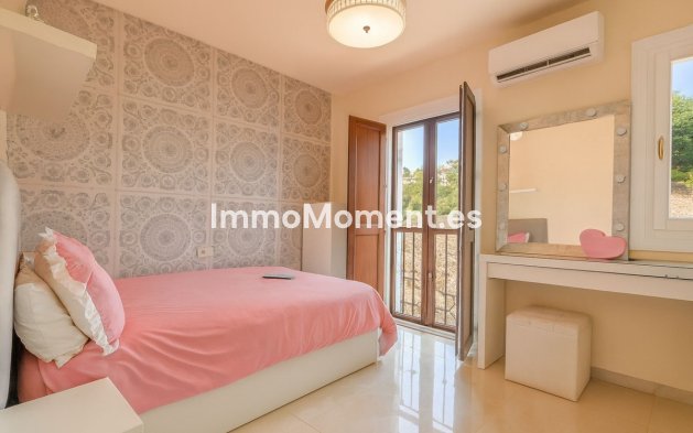 Revente - Maison mitoyenne - Estepona  - Estepona Centro
