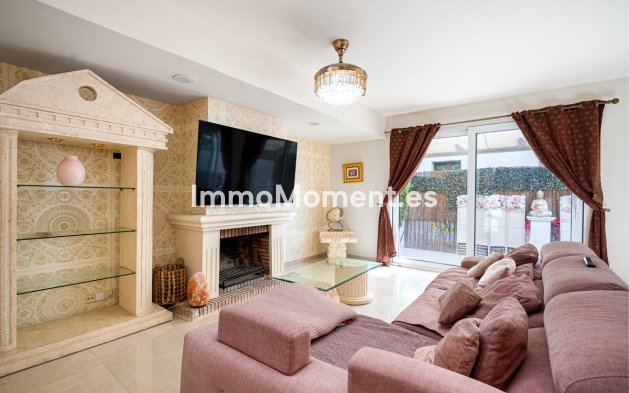 Revente - Maison mitoyenne - Estepona  - Estepona Centro