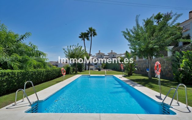 Revente - Maison mitoyenne - Estepona  - Estepona Centro