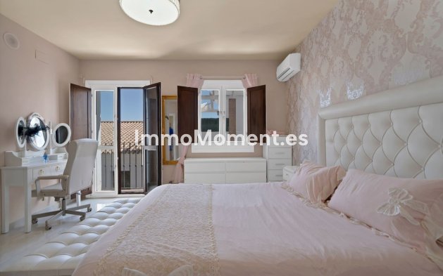 Revente - Maison mitoyenne - Estepona  - Estepona Centro
