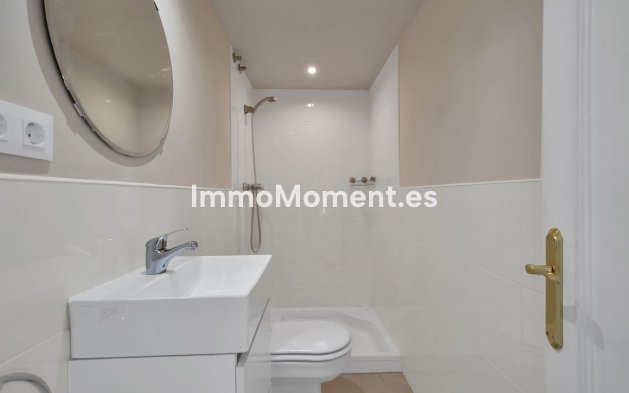Revente - Maison mitoyenne - Estepona  - Estepona Centro