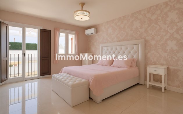 Revente - Maison mitoyenne - Estepona  - Estepona Centro