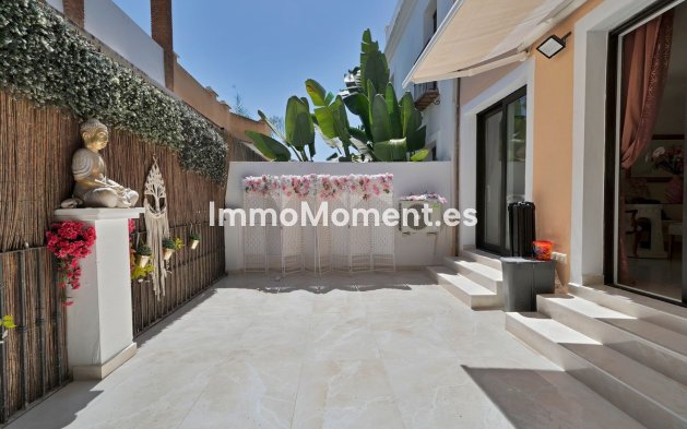 Revente - Maison mitoyenne - Estepona  - Estepona Centro