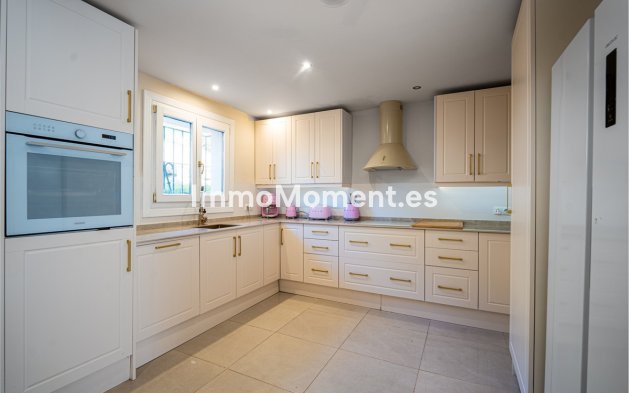 Revente - Maison mitoyenne - Estepona  - Estepona Centro