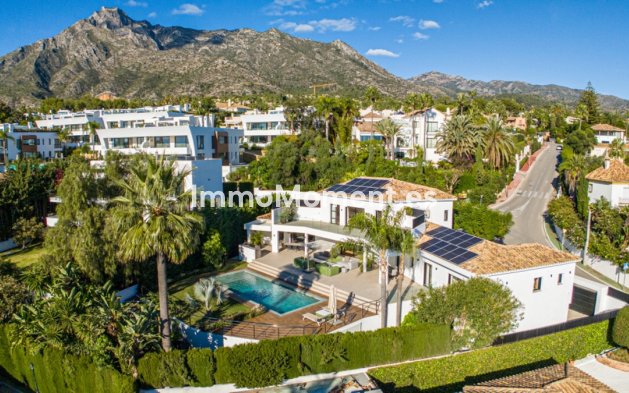 Resale - Detached villa - Marbella - Nagüeles