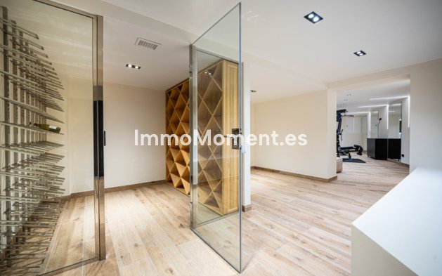 Resale - Detached villa - Marbella - Nagüeles