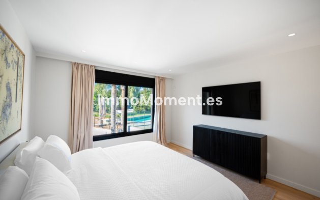 Resale - Detached villa - Marbella - Nagüeles