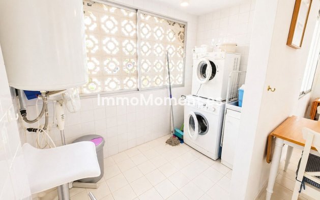Resale - Apartment - Estepona - Atalaya