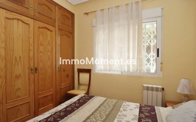 Wiederverkauf - Freistehende Villa - Orihuela - Playa Flamenca
