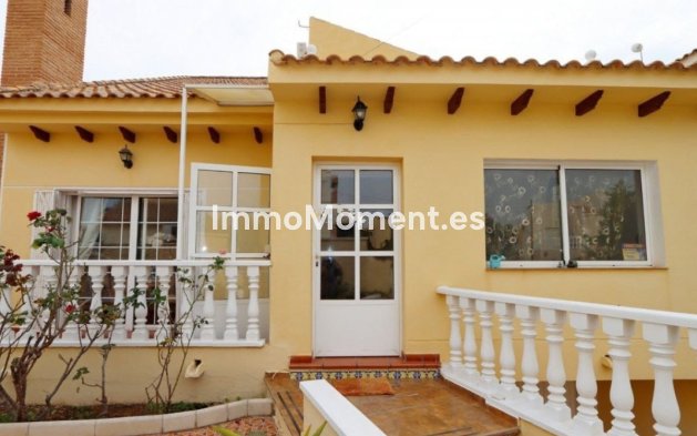 Wiederverkauf - Freistehende Villa - Orihuela - Playa Flamenca
