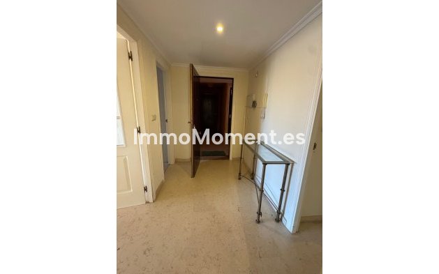 Wiederverkauf - Wohnung - Marbella - Elviria