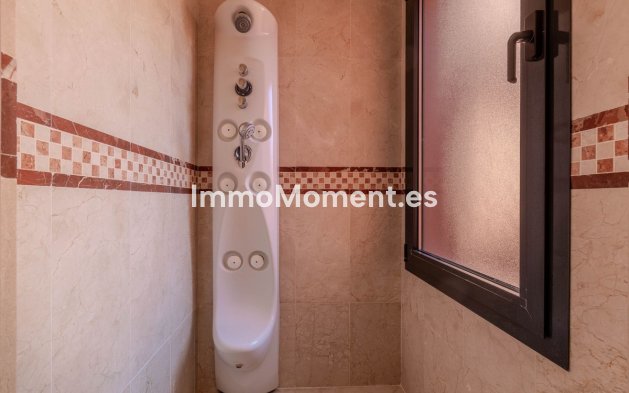 Resale - Apartment - Mijas - Calahonda