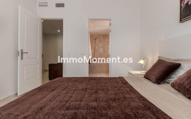 Resale - Apartment - Mijas - Calahonda