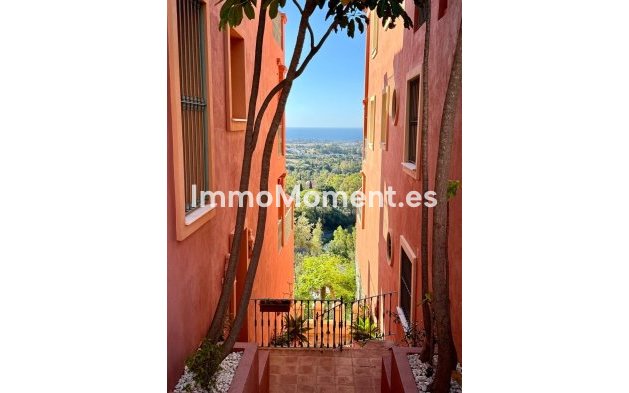 Resale - Apartment - Benahavís - Monte Halcones
