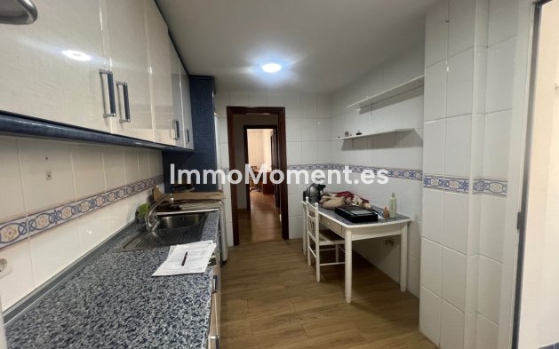 Revente - Appartement - Estepona  - Estepona Centro