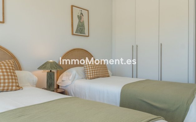 Reventa - Apartamento - Estepona  - Estepona Centro