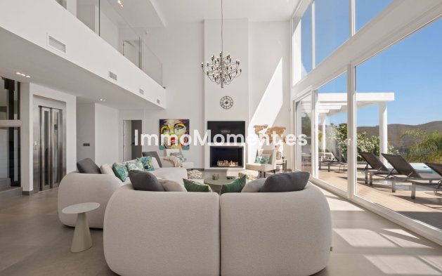 Reventa - Villa independiente - Marbella - La Mairena