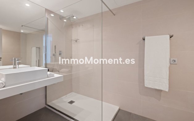 Reventa - Villa independiente - Marbella - La Mairena