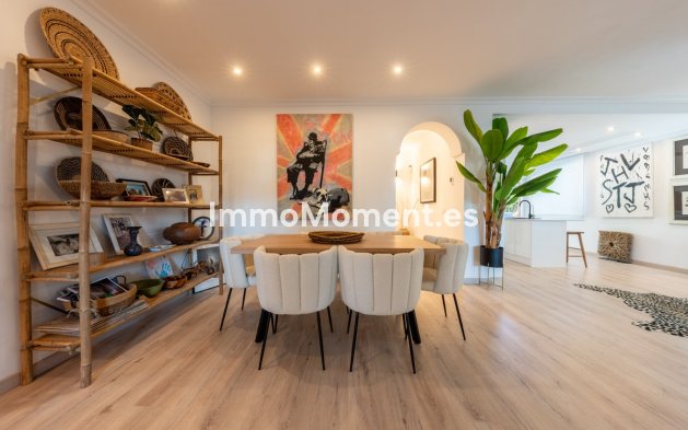 Resale - Detached villa - Marbella - Hacienda Las Chapas